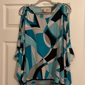 Michael Kors keyhole sleeve top